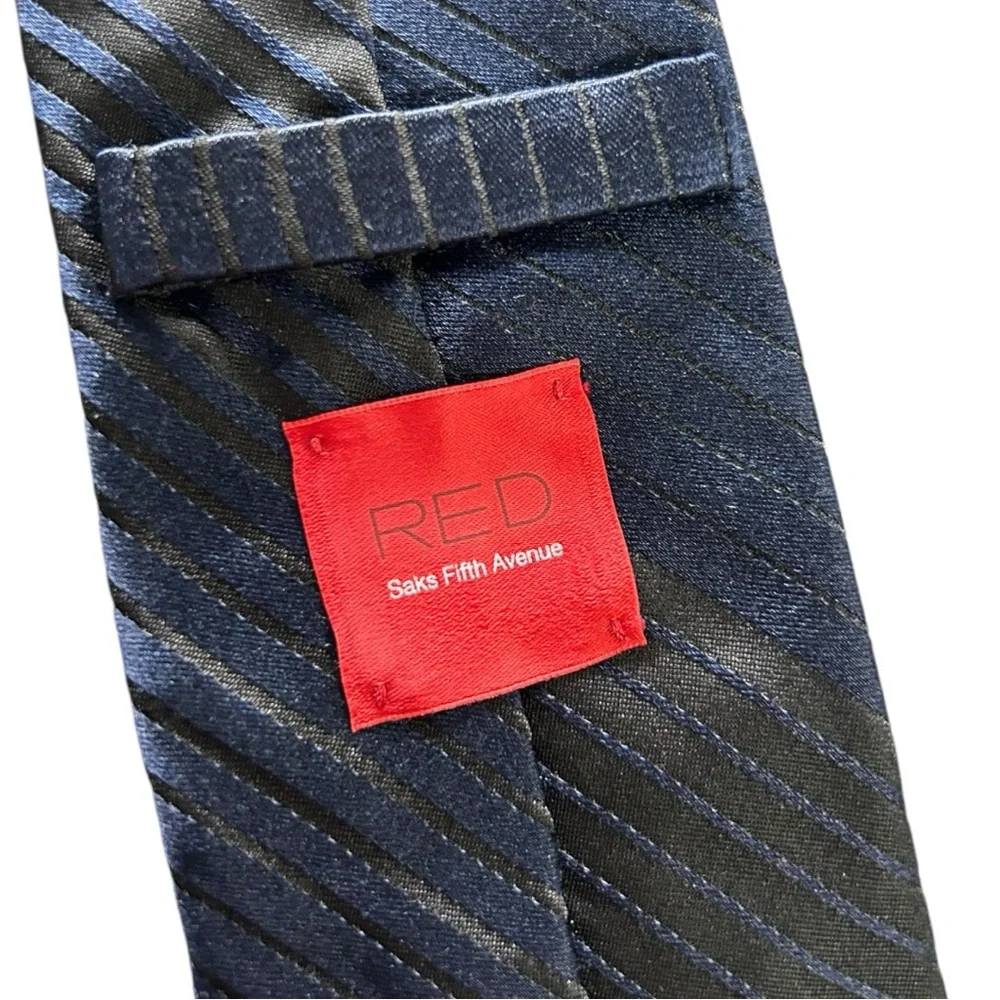 Saks Fifth Avenue Men’s Blue‎ and Black Silk Striped Tie